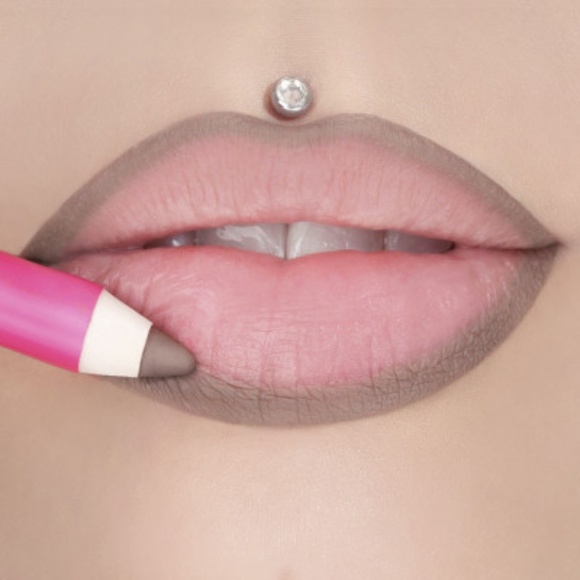 Jeffree Star "Posh Spice" lip liner - Picture 1 of 7
